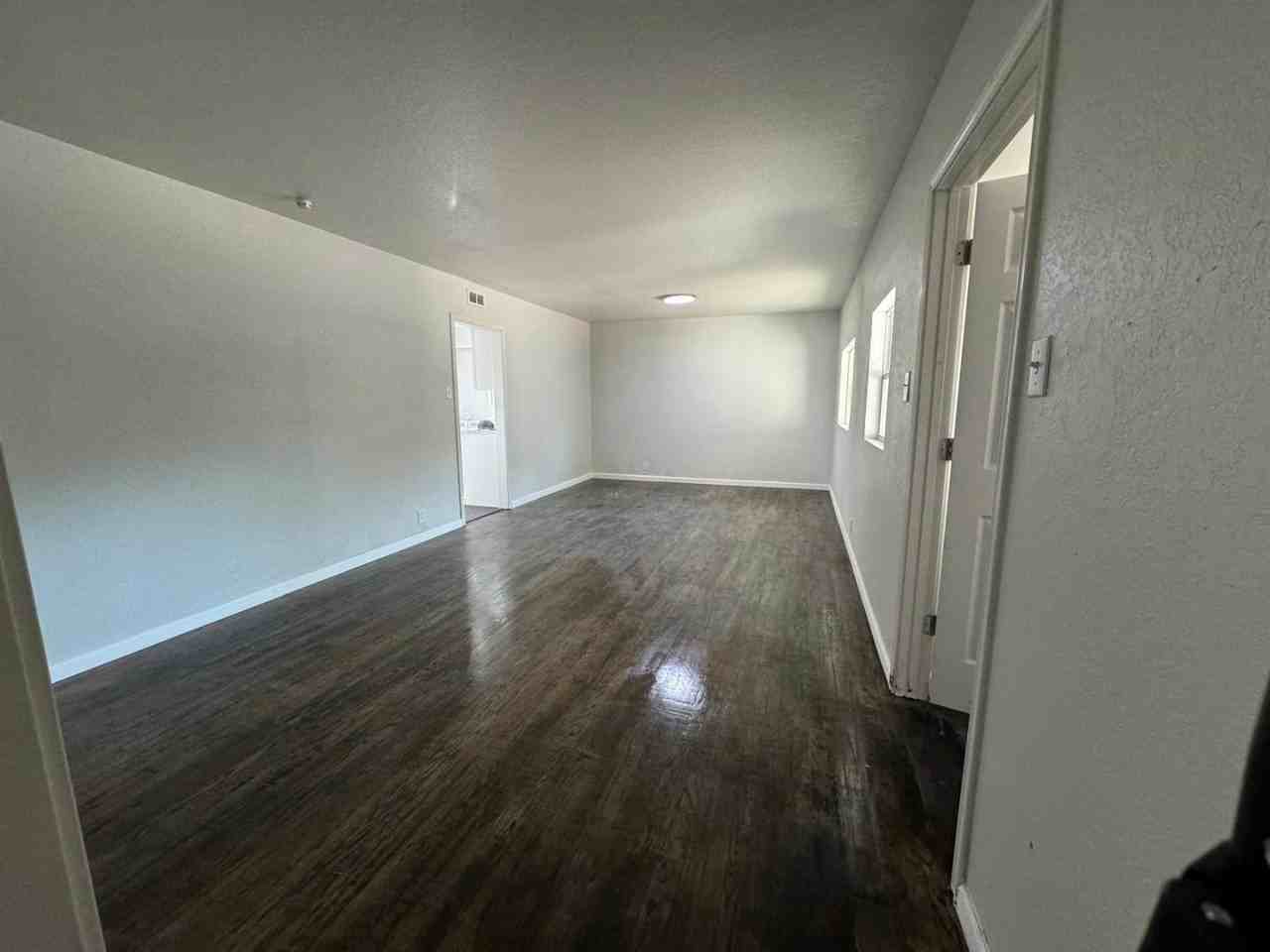 152 Shadwell Dr - Photo 6 of 20