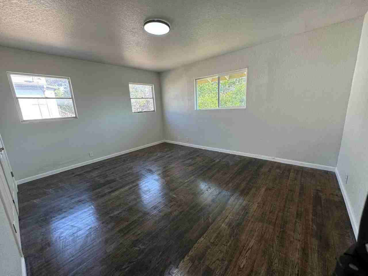 152 Shadwell Dr - Photo 5 of 10