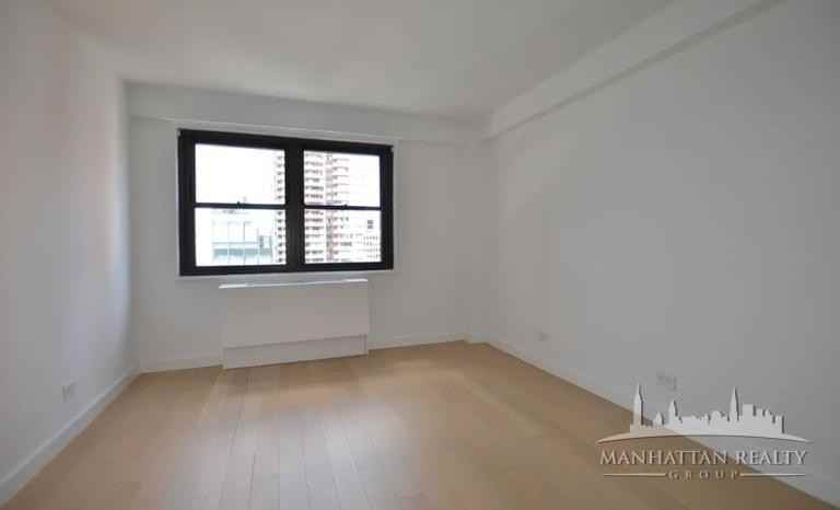 E 39th St #13G - Photo 4 of 12