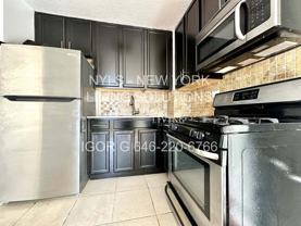 La Salle St #D11 - Photo 1 of 1