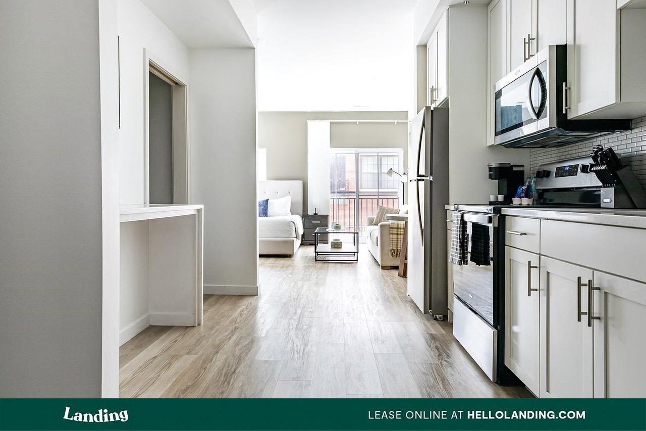 409 Oak St - Photo 2 of 50