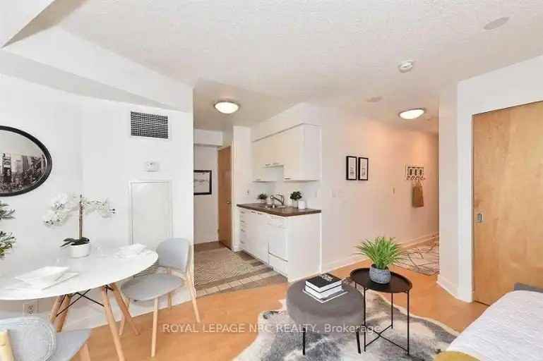 255 Richmond St E #1211 - Photo 2 of 11