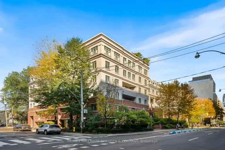 500 Richmond St W #331