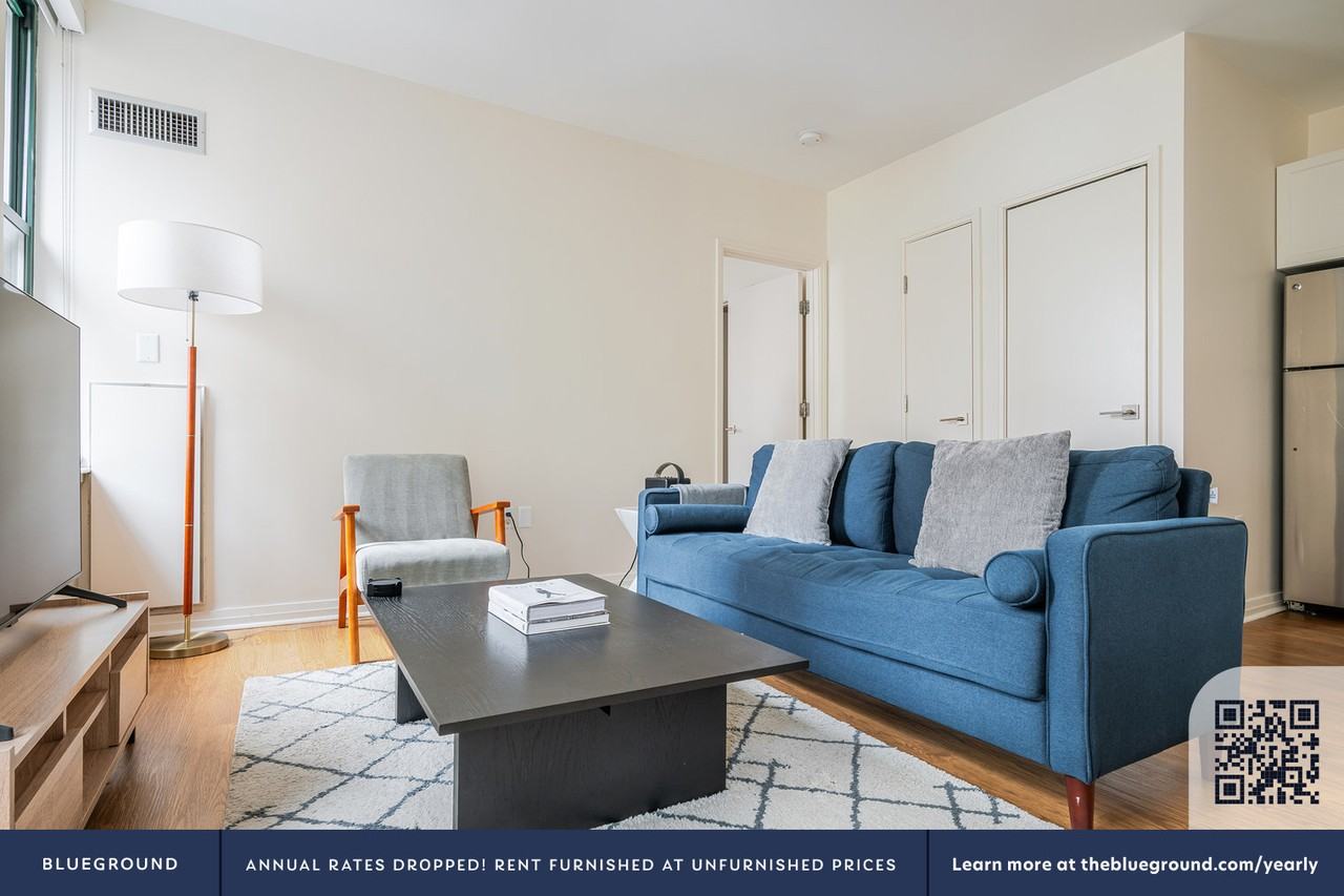 1 India Street - Photo 3 of 36