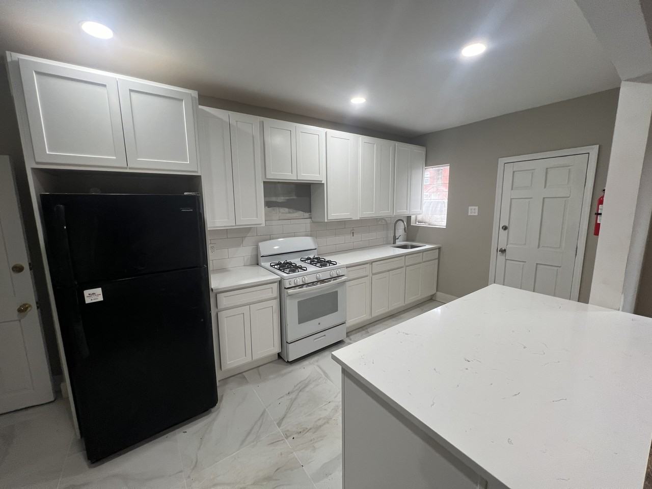 218 South 11th Street - Photo 2 of 11