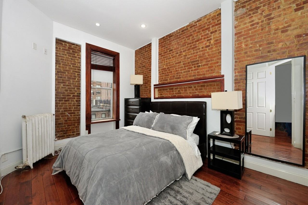 200 Central Park W #1323952P - Photo 4 of 13