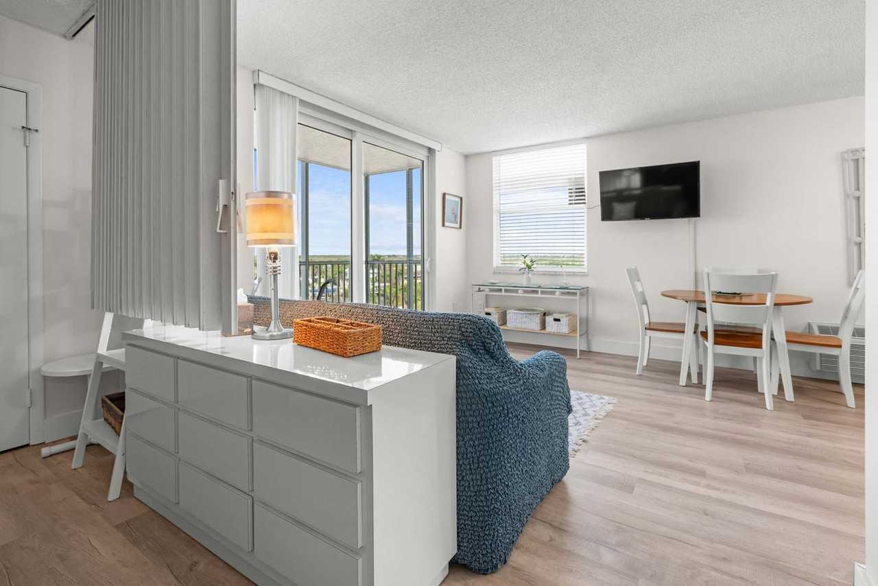 5800 Bonita Beach Road Southwest - Photo 2 of 21