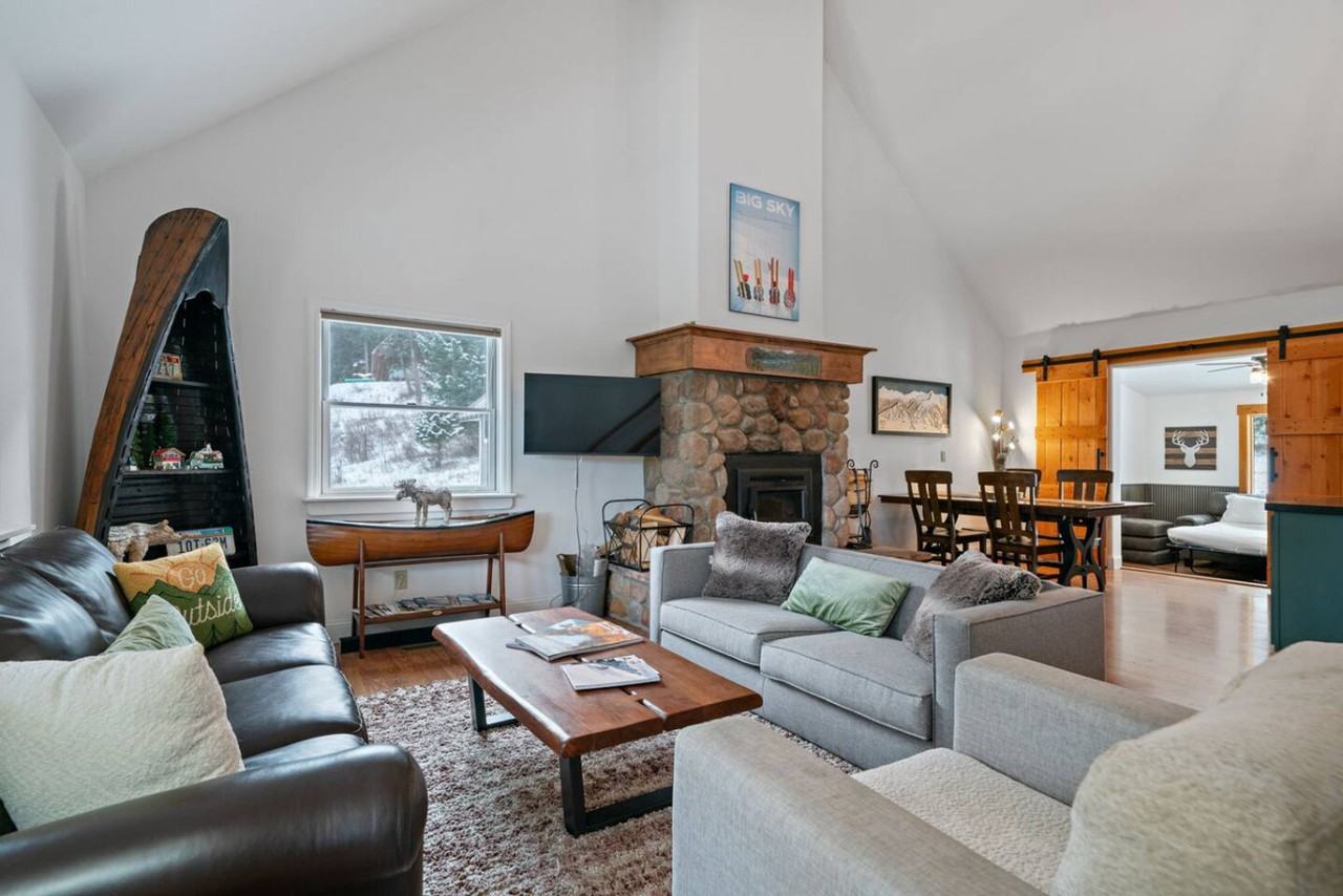 420 Colt Rd #1459460P - Photo 4 of 50