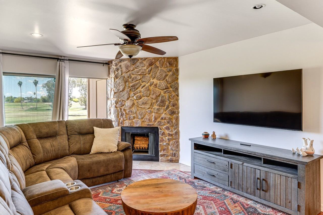 7910 E Thomas Rd #1386026P - Photo 4 of 30