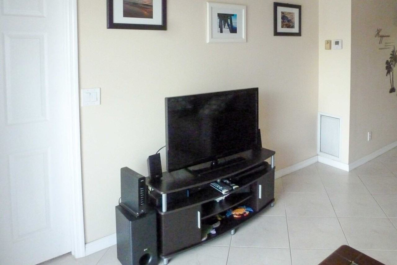 5293 Dixie Dr #1307396P - Photo 5 of 24