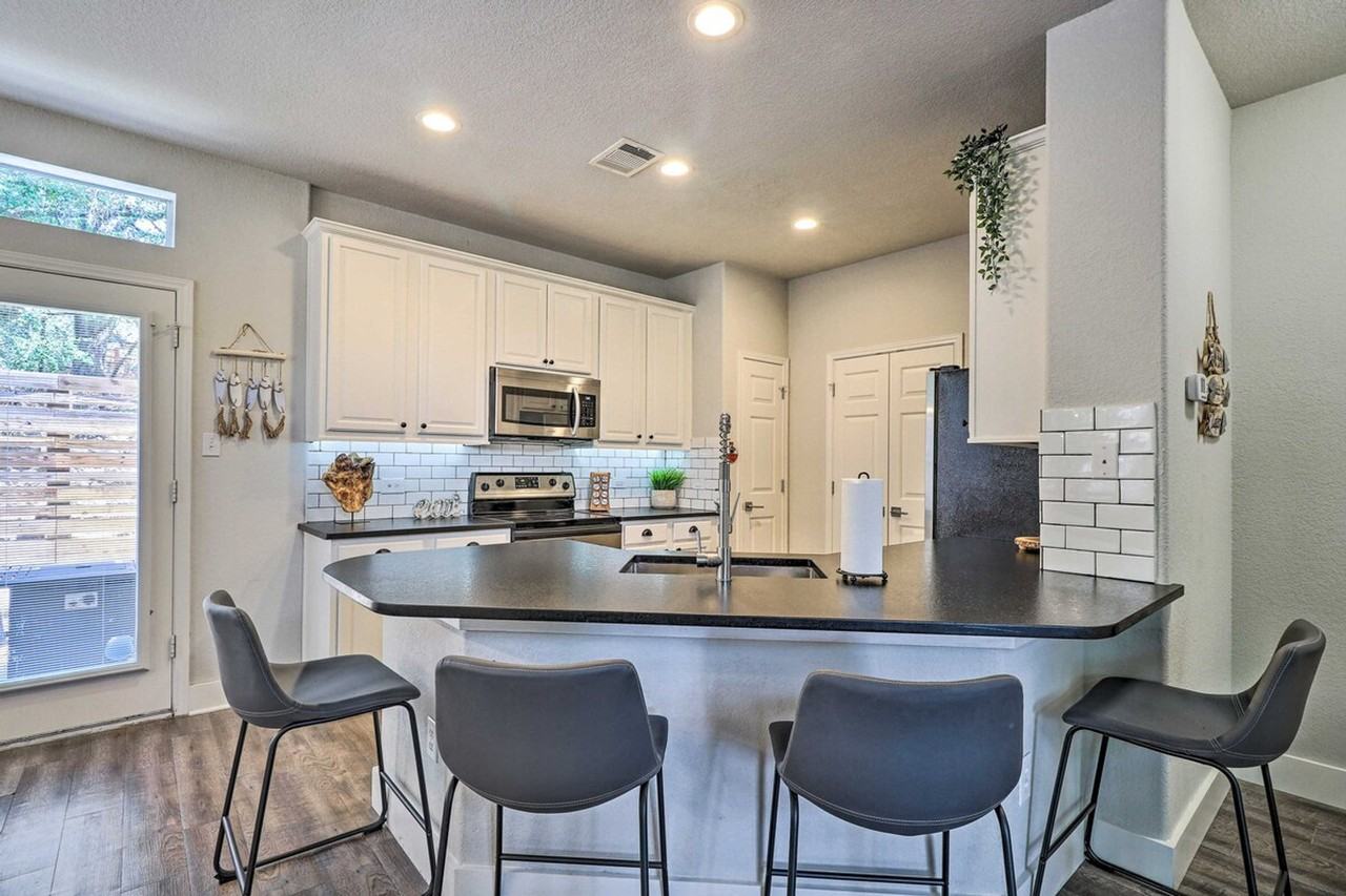 21100 Santa Ana Cv #1383695P - Photo 4 of 35
