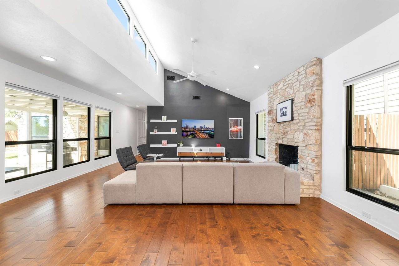 11502 Oak Knoll Dr #1462773P - Photo 4 of 21