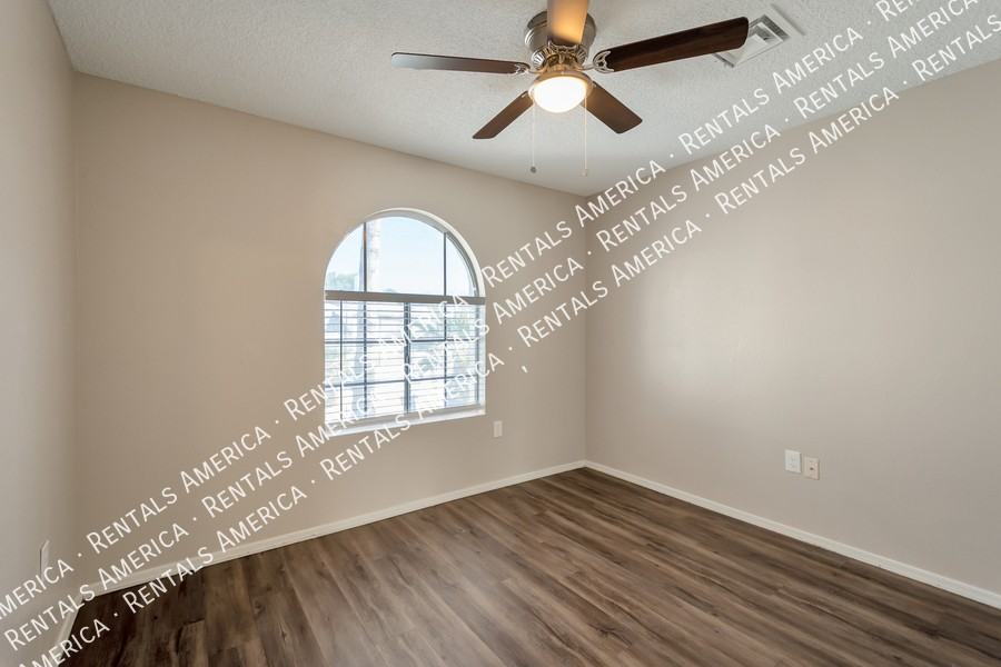 3435 W Frankfurt Dr - Photo 2 of 21