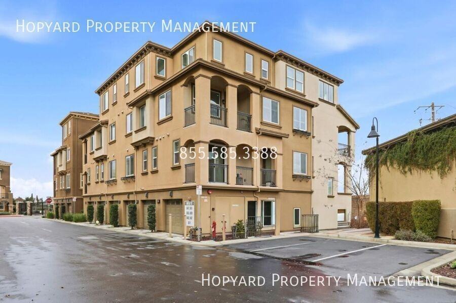 5663 Daylily St - Photo 2 of 16