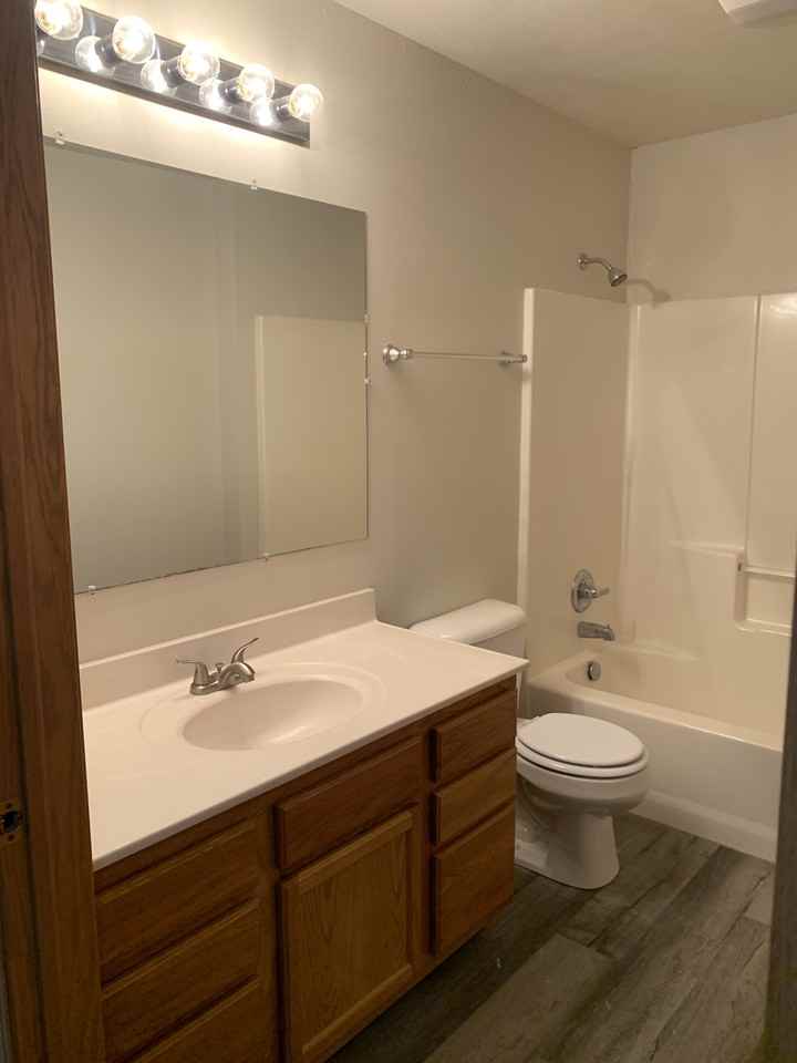 1106 Cornell St #103 - Photo 3 of 29