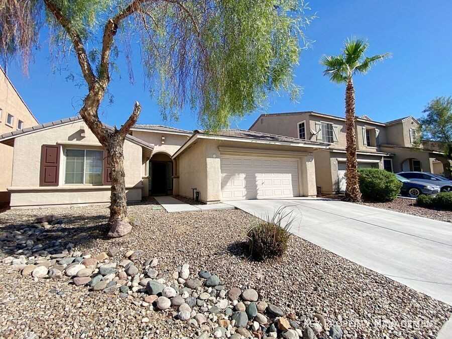 3950 Kristina Lynn Ave - Photo 2 of 28