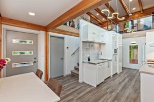 featured image of 44276 Bayview Rd