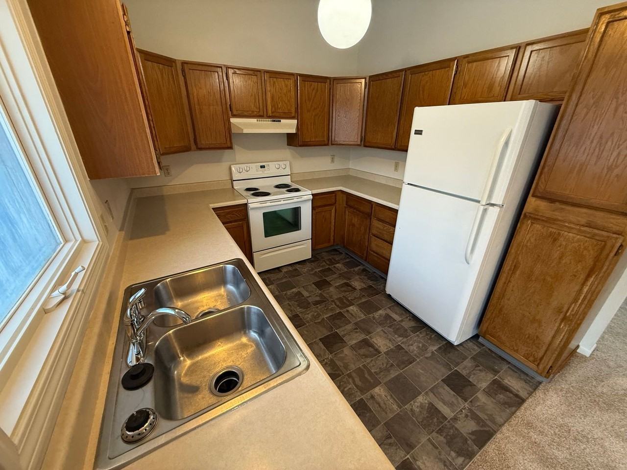 3310 Max Cir #3 - Photo 6 of 16