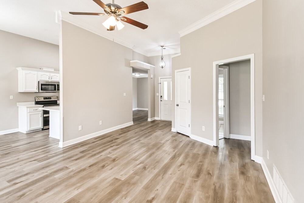 838 Clearview Cv - Photo 4 of 16