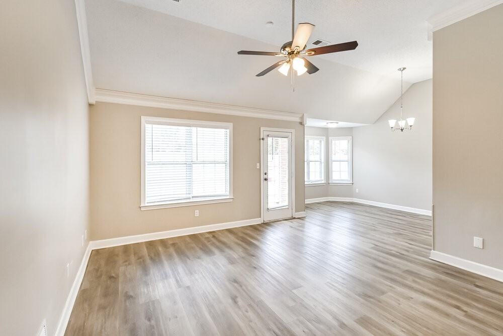 838 Clearview Cv - Photo 5 of 16