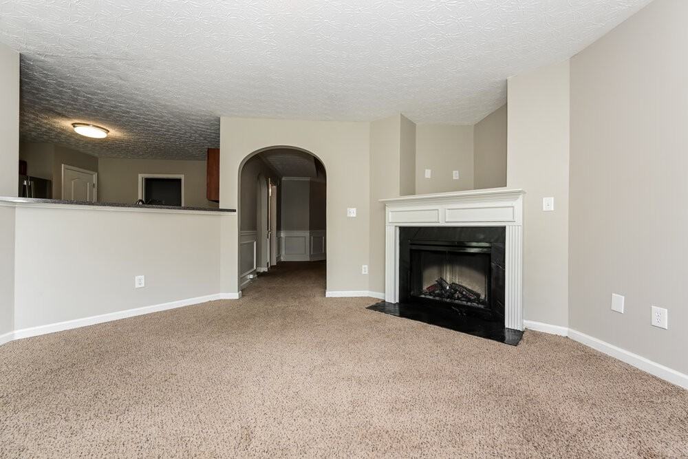 1152 Gable Ter - Photo 5 of 17