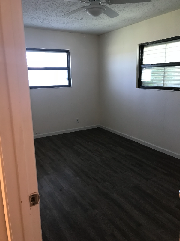 101 Carole Dr - Photo 7 of 8