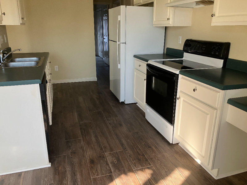 701 Glenarthur Dr - Photo 4 of 13