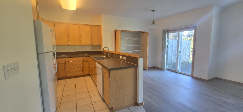 4020 Shelby Rd #2 - Photo 4 of 38