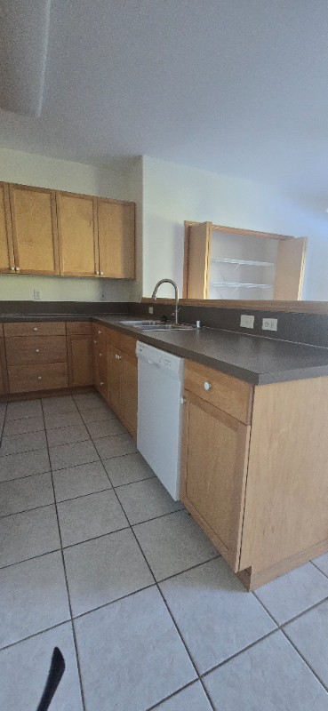 4020 Shelby Rd #2 - Photo 5 of 38