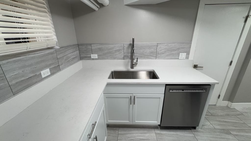 4207 N Linder Ave #B - Photo 2 of 10