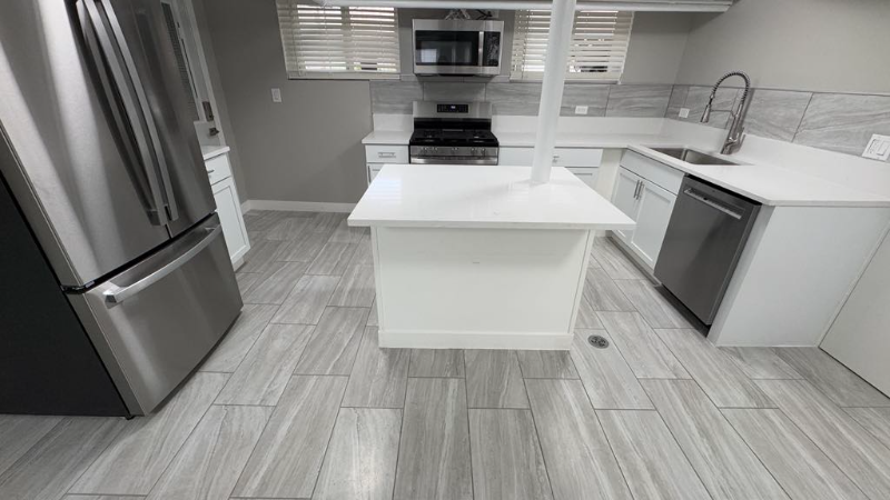 4207 N Linder Ave #B - Photo 5 of 10