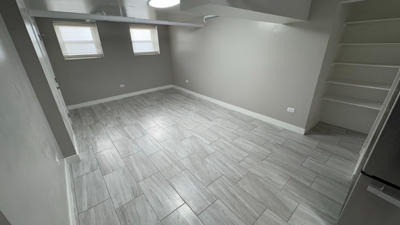 4207 N Linder Ave #B - Photo 6 of 10