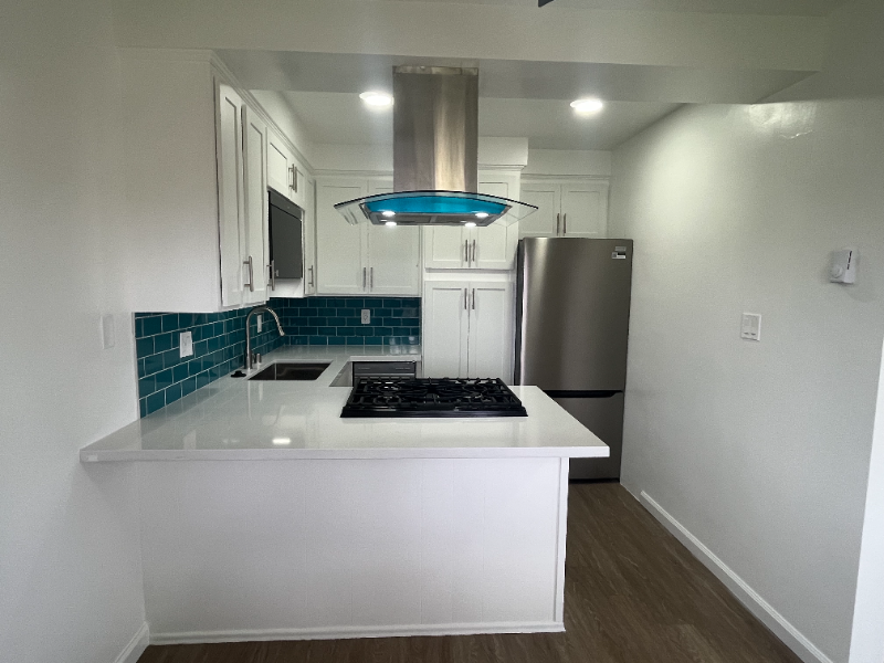 2721 Drew Ln - Photo 3 of 12