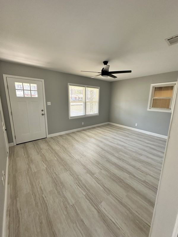 104 Duke Rd - Photo 4 of 13