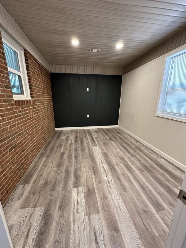 104 Duke Rd - Photo 7 of 13