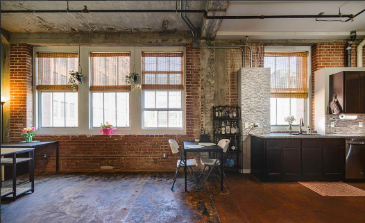 1511 Locust St #301 - Photo 3 of 16