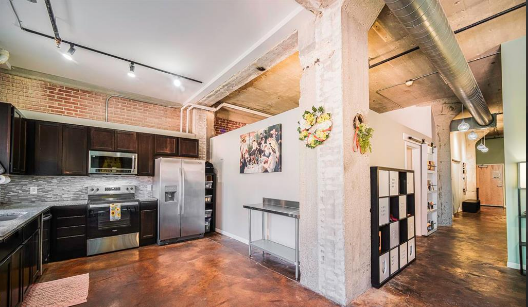 1511 Locust St #301 - Photo 4 of 16