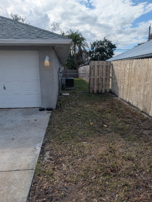 2225 86th Ct - Photo 3 of 20