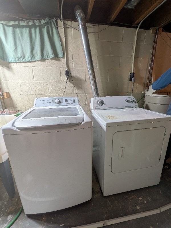 3925 18th Ave Nw - Photo 7 of 10