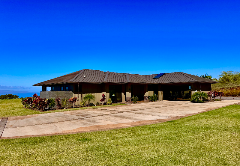 170 Haniu St - Photo 2 of 6