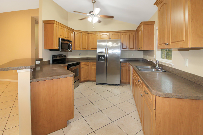 3265 W Price Blvd - Photo 5 of 18