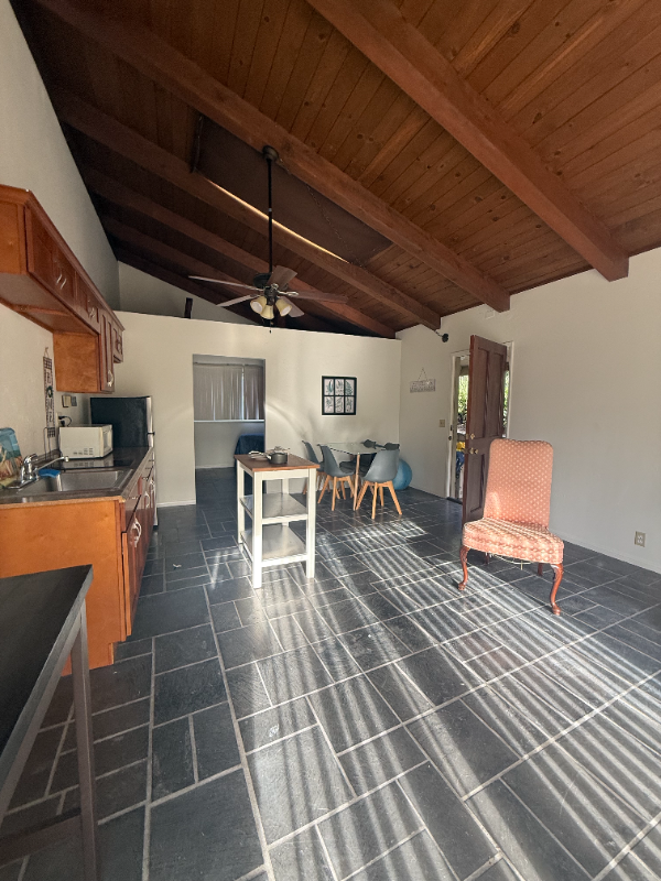 12011 Browning Ave - Photo 3 of 11