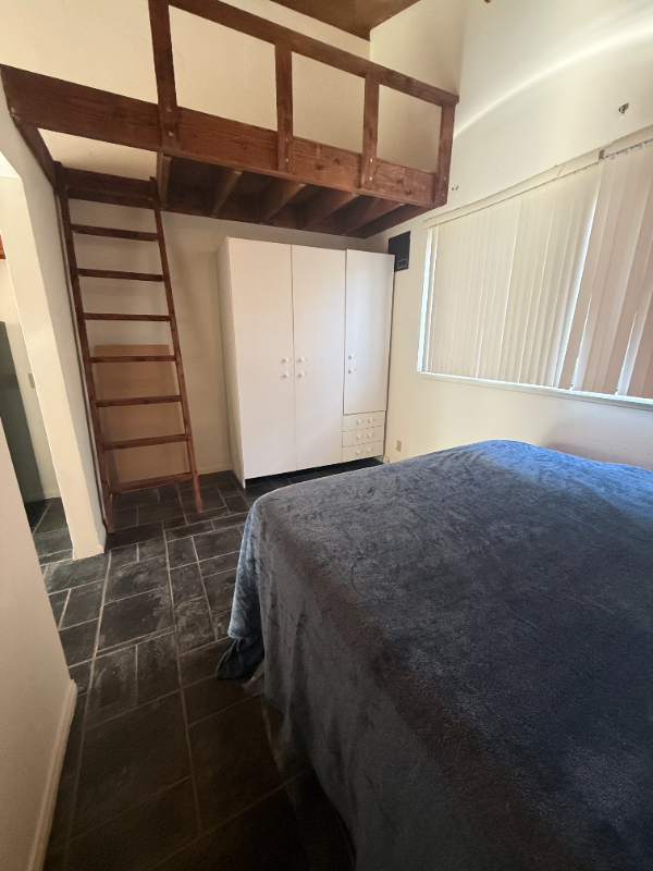 12011 Browning Ave - Photo 6 of 11