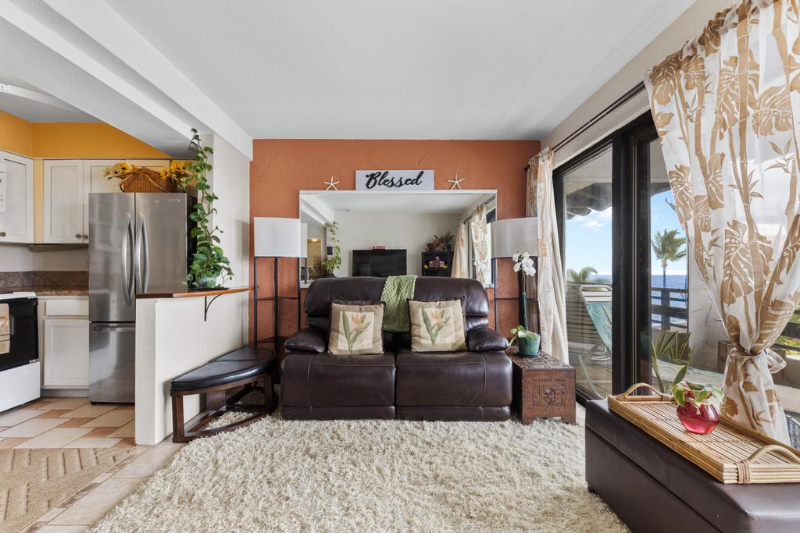 75-6082 Alii Dr #333 - Photo 4 of 18