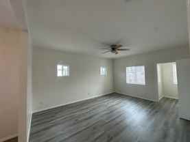 2715 1/2 Alsace Ave - Photo 1 of 1