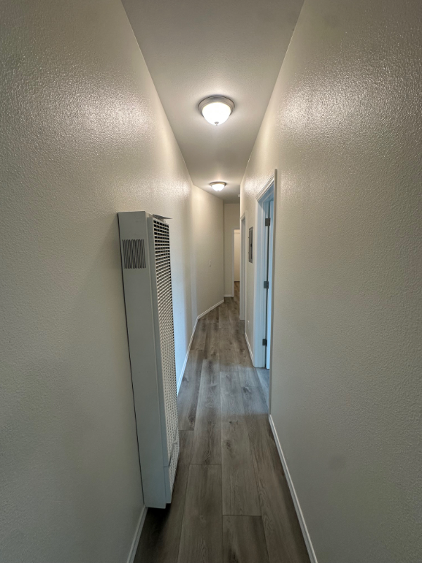 2715 1/2 Alsace Ave #2715-1HALF - Photo 6 of 17