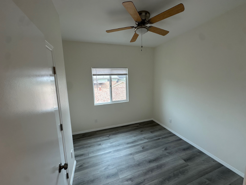 2715 1/2 Alsace Ave #2715-1HALF - Photo 7 of 17