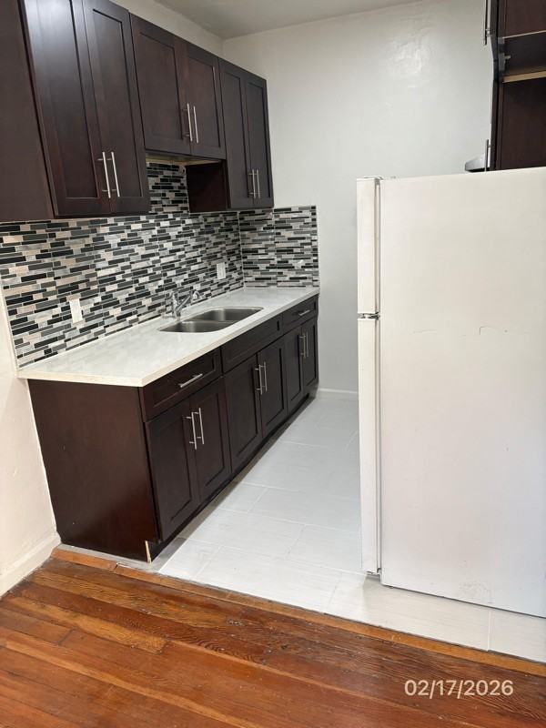 1523 N Mccadden Pl #206 - Photo 4 of 10