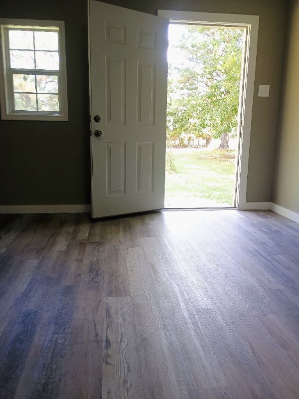 700 Hempsteadw - Photo 3 of 8