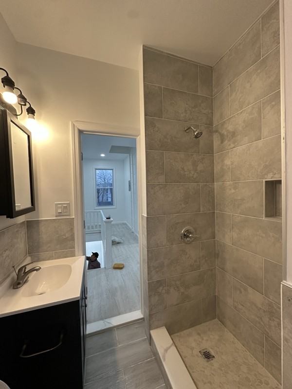 793 East Rd #3 - Photo 7 of 11